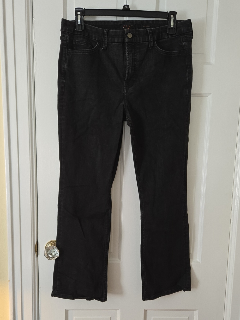 Jen7 Women's Black Jeans - Unbranded Classic Fit
